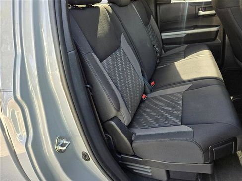 Used 2019 Toyota Tundra SR5 w/ SR5 Upgrade Package image 18