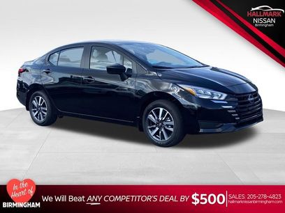 New 2025 Nissan Versa SV w/ Trunk Package