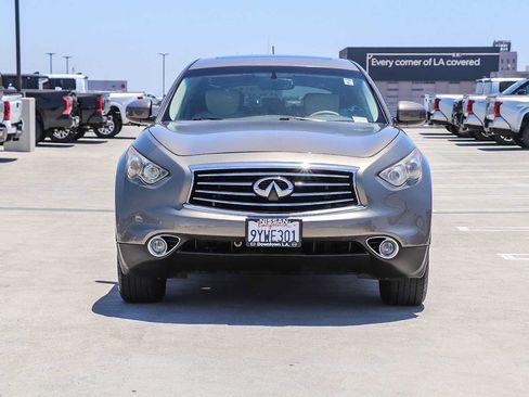 Used 2016 INFINITI QX70 2WD image 2