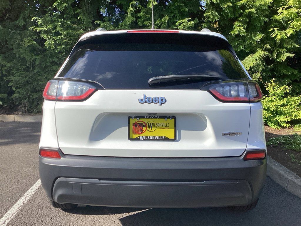 Used 2019 Jeep Cherokee Latitude Plus FWD image 16