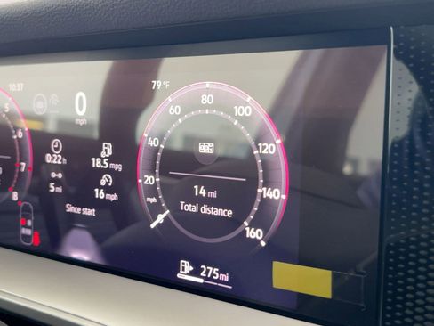 New 2026 Volkswagen Tiguan SE R-Line image 19