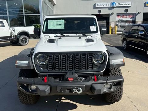 New 2025 Jeep Wrangler Unlimited Rubicon w/ Steel Bumper Group image 5