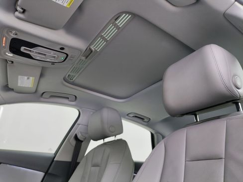 Used 2019 Audi A4 2.0T Premium image 27