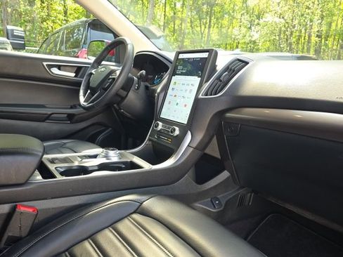 Used 2024 Ford Edge SEL w/ Convenience Package image 22