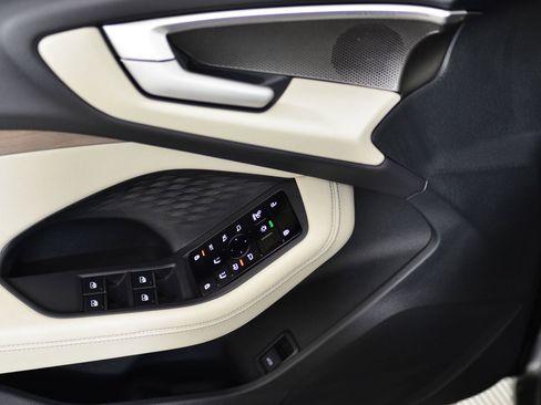 New 2025 Audi A5 2.0T Prestige image 25