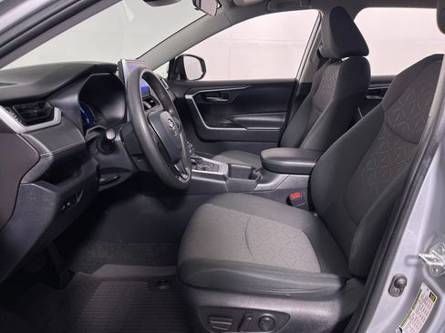 Certified 2024 Toyota RAV4 XLE AWD/4WD image 12