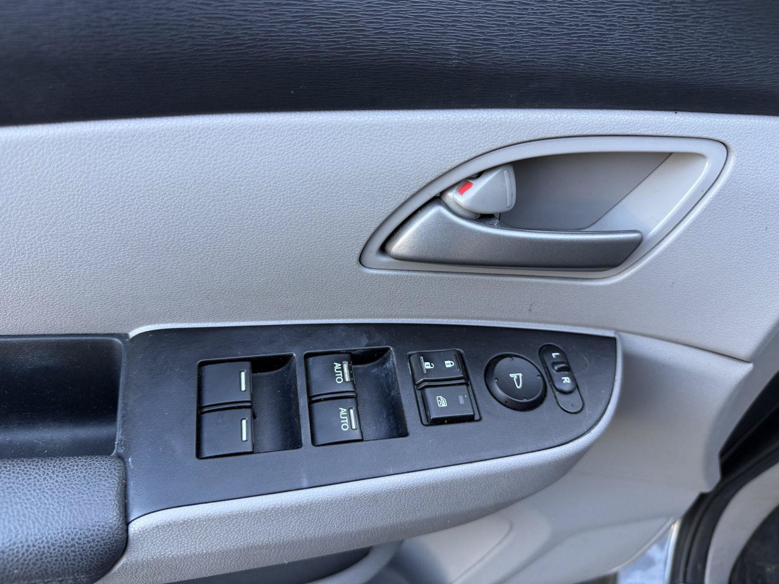 Used 2013 Honda Odyssey EX-L image 27
