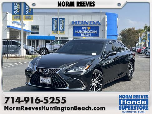 Used 2025 Lexus ES 300h w/ Premium Package FWD image 1