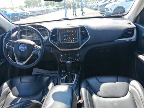 Used 2016 Jeep Cherokee Limited AWD/4WD image 10