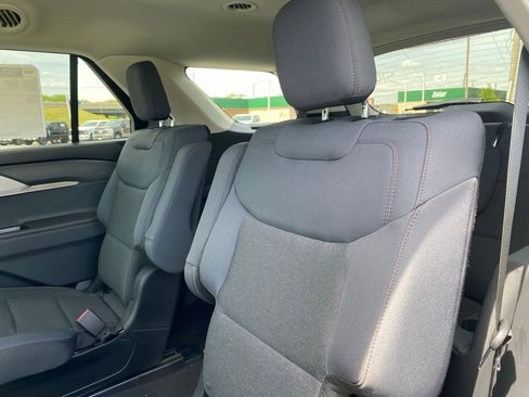 New 2026 Ford Explorer Active AWD/4WD image 28
