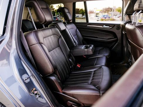 Used 2019 Mercedes-Benz GLS 450 4MATIC w/ Premium 1 Package image 38