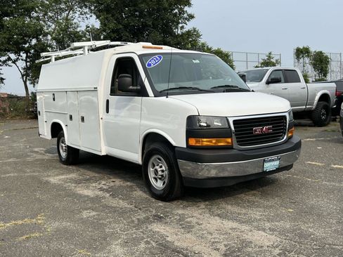 Used 2023 GMC Savana 3500 w/ Power Convenience Package image 8