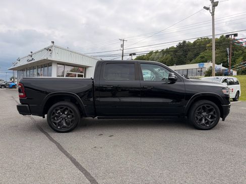 Used 2020 RAM 1500 Limited w/ Black Appearance Package AWD/4WD image 8