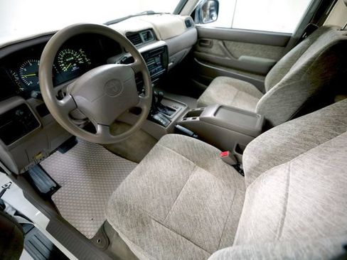 Used 1995 Toyota Land Cruiser AWD/4WD image 6