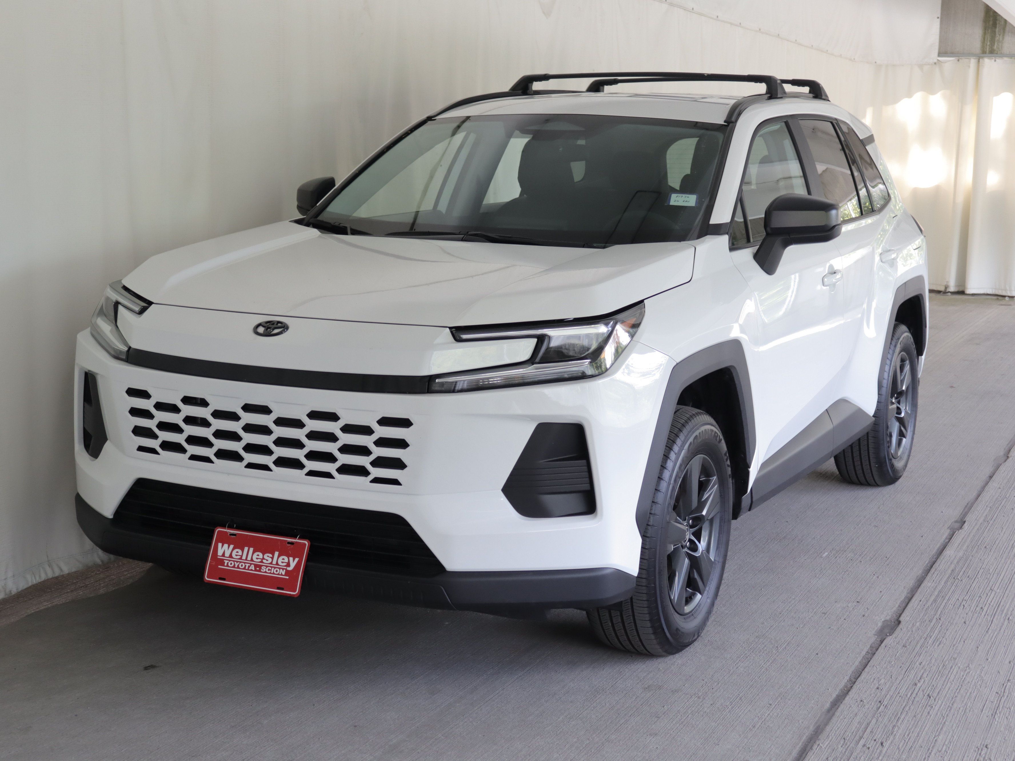 Used 2026 Toyota RAV4 LE AWD/4WD image 22