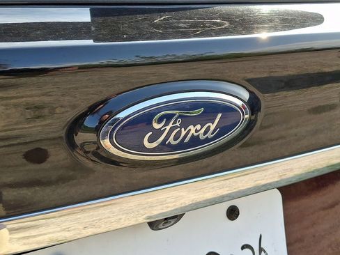 Used 2019 Ford Edge SEL w/ Equipment Group 201A AWD/4WD image 9