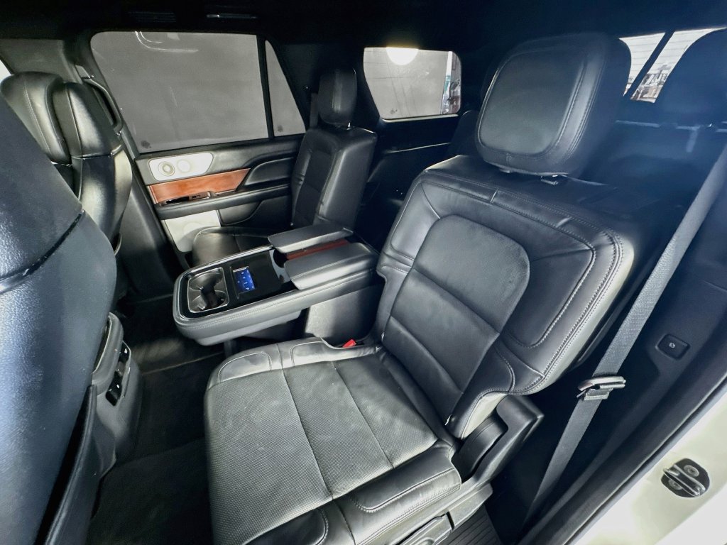 Used 2022 Lincoln Navigator Reserve RWD image 25