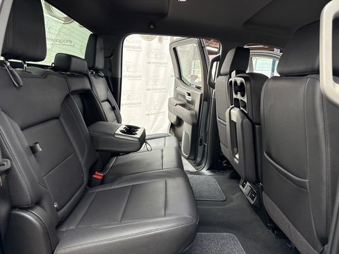 Used 2025 GMC Sierra 1500 SLT AWD/4WD image 29