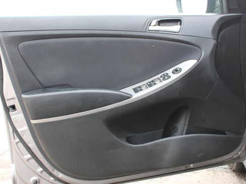 Used 2017 Hyundai Accent SE image 13