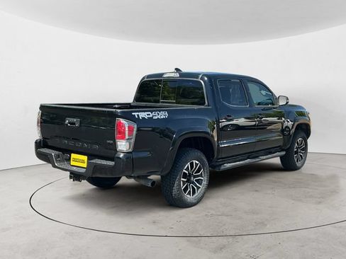Used 2020 Toyota Tacoma TRD Sport w/ Blackout Package AWD/4WD image 5