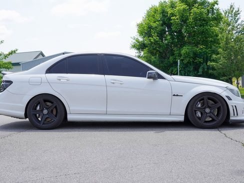 Used 2010 Mercedes-Benz C 63 AMG Sedan image 7