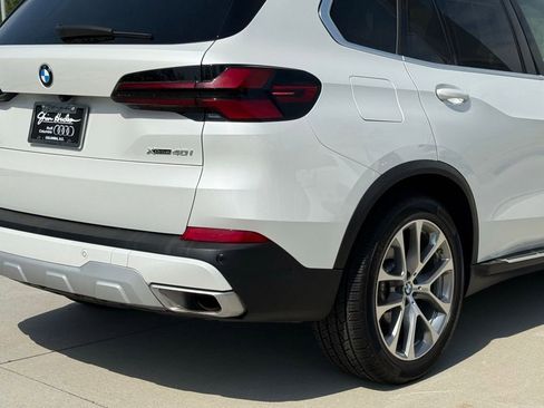 Used 2024 BMW X5 xDrive40i AWD/4WD image 17