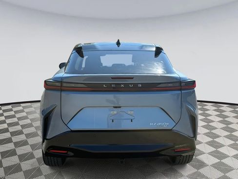 Used 2025 Lexus RZ 450e image 3
