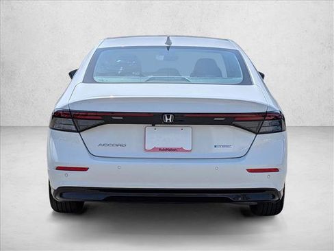 Used 2024 Honda Accord EX-L image 7