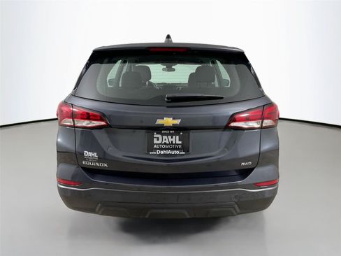 Used 2022 Chevrolet Equinox LS AWD/4WD image 12