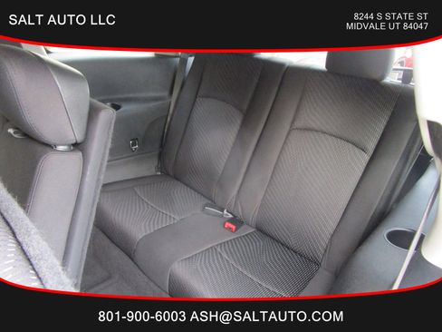 Used 2018 Dodge Journey SE image 16