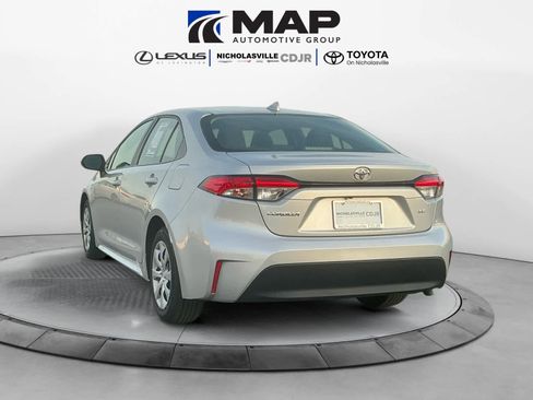 Used 2024 Toyota Corolla LE image 4