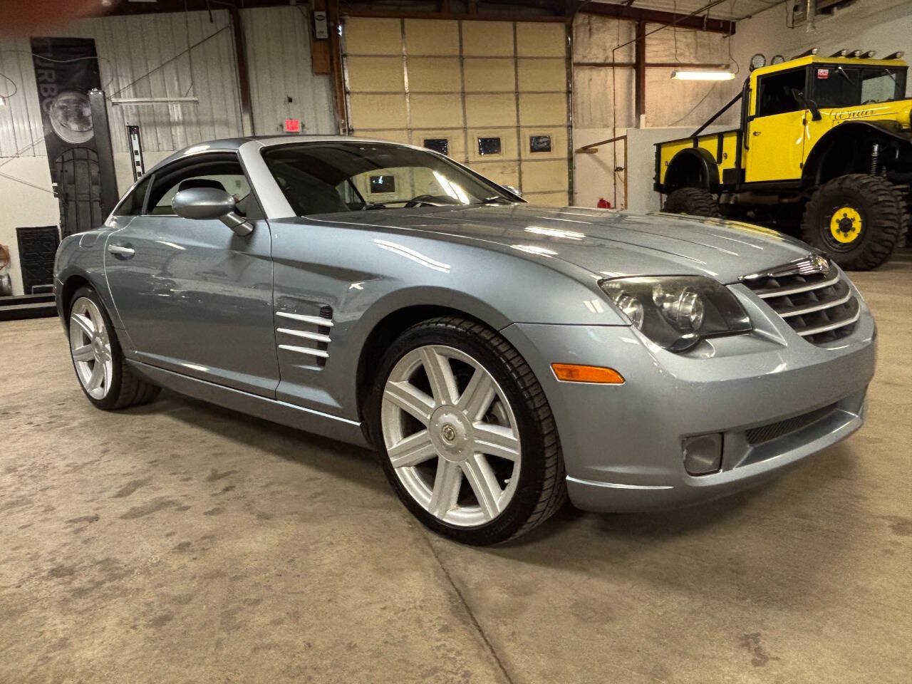Used 2004 Chrysler Crossfire Coupe RWD image 8