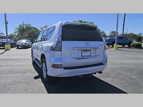 Used 2019 Lexus GX 460 Premium w/ Premium Package AWD/4WD image 32