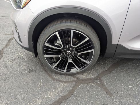 New 2026 Volvo XC40 B5 Ultra w/ Protection Package Premier image 25