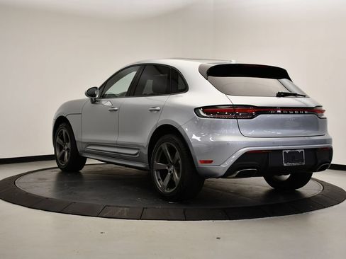 Certified 2026 Porsche Macan AWD/4WD image 3