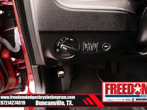 Certified 2023 Dodge Charger SXT image 26