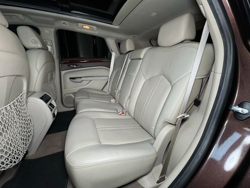 Used 2015 Cadillac SRX Luxury w/ Driver Awareness Package image 21