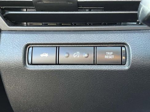 Certified 2023 Nissan Altima 2.5 SR w/ SR Premium Package image 19