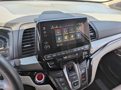 Used 2024 Honda Odyssey Touring image 24