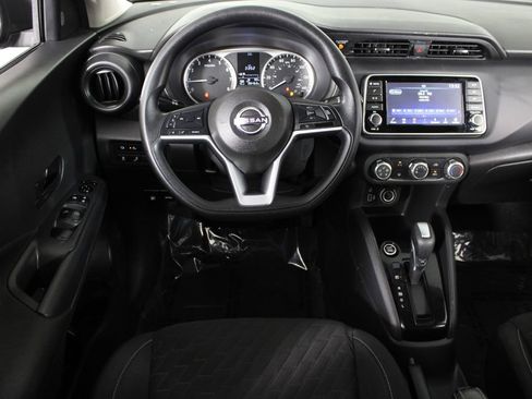 Certified 2022 Nissan Kicks S FWD image 5