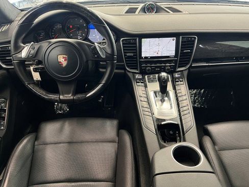 Used 2013 Porsche Panamera 4 image 18