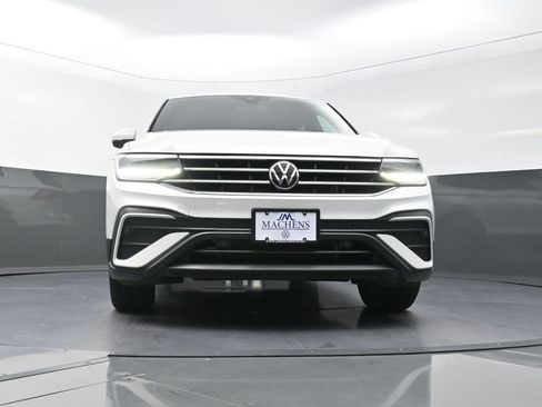 Used 2023 Volkswagen Tiguan SE AWD/4WD image 24