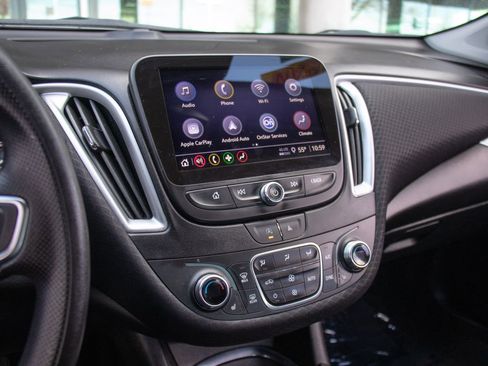 Used 2024 Chevrolet Malibu LT image 16