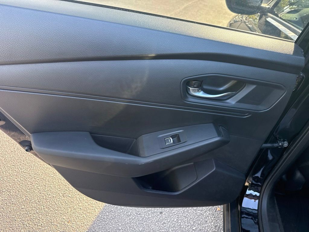 Used 2023 Honda Accord EX image 12