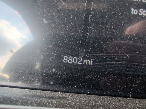 Used 2025 Jeep Grand Cherokee Laredo X w/ Luxury Tech Group I AWD/4WD image 6