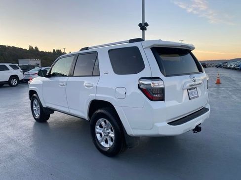Used 2024 Toyota 4Runner SR5 image 6