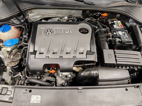 Used 2013 Volkswagen Passat TDI SE image 34