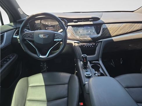 Used 2020 Cadillac XT6 Premium Luxury AWD/4WD image 10