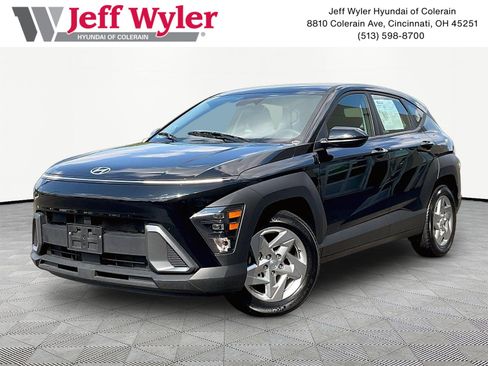 Used 2024 Hyundai Kona SE FWD image 1