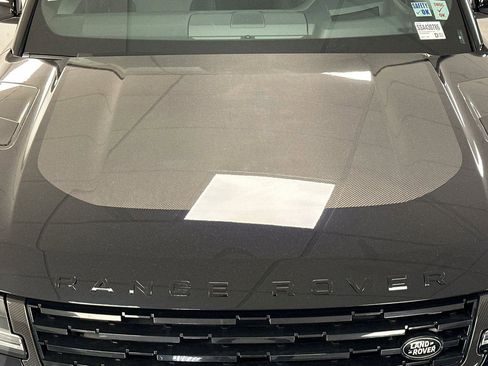 Used 2025 Land Rover Range Rover Sport SV Edition Two image 29
